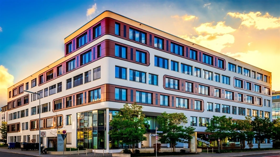 5 Reasons You Should Be Investing In Apartment Complexes