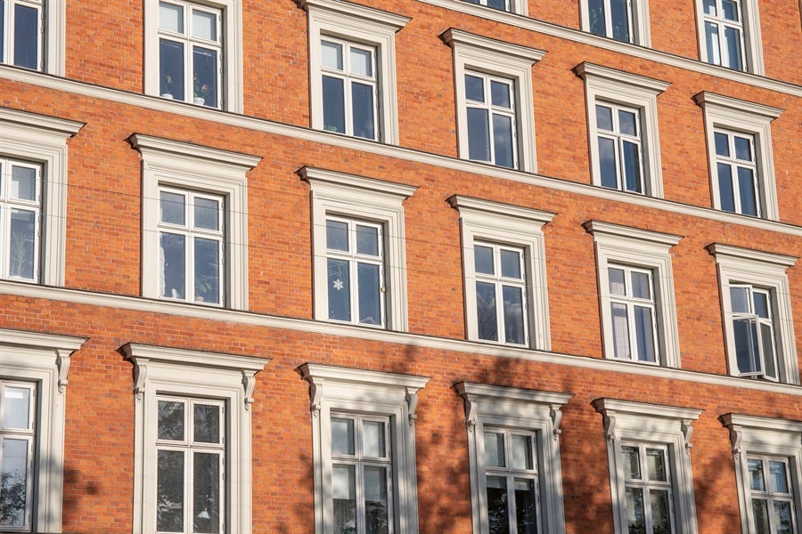 From Burnout to Financial Freedom: Real Estate Investing for Doctors