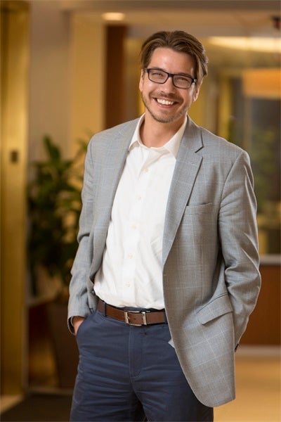 Trends in Dentistry: Solutions to Challenges Facing Practitioners in 2025 
