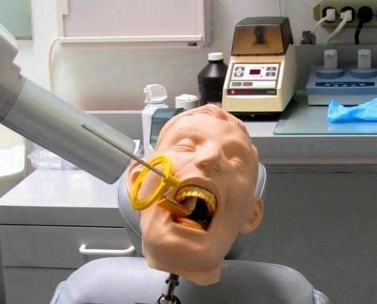 Dental X-Ray Manikin Model Training Simulator Phantom. Dental Models are important tools for practicing dentistry techniques in schools for future professional practice