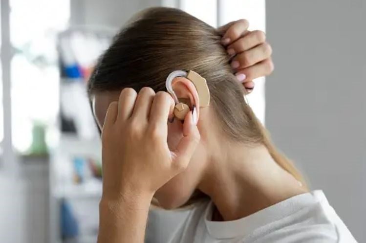 Choosing the Right Nano Hearing Aid Model: Tips for Customized Solutions to Hearing Challenges