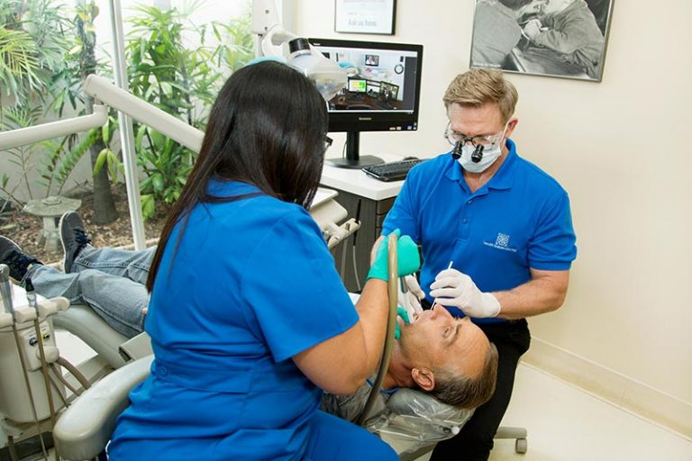 7 Types Of Dentists And How They Can Help You