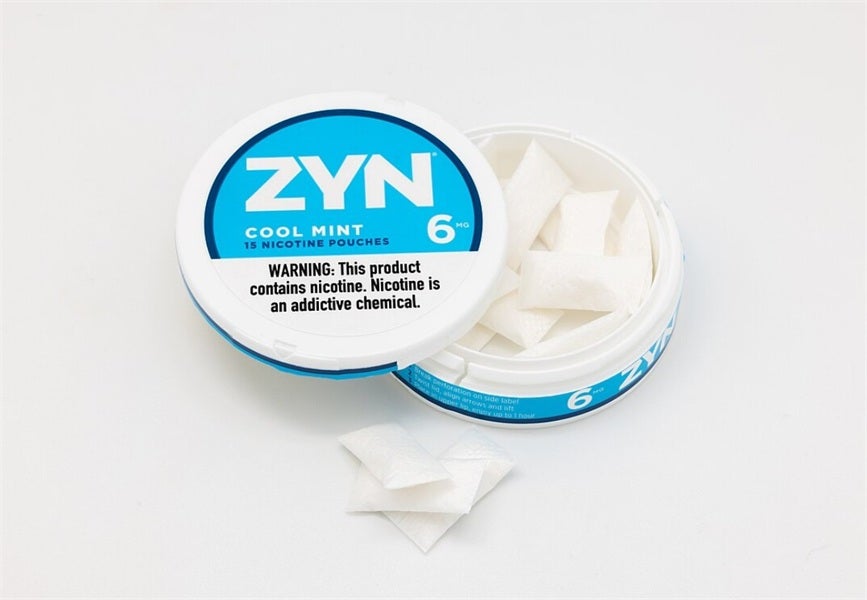 4 Oral Care Tips for ZYN Nicotine Pouch Users