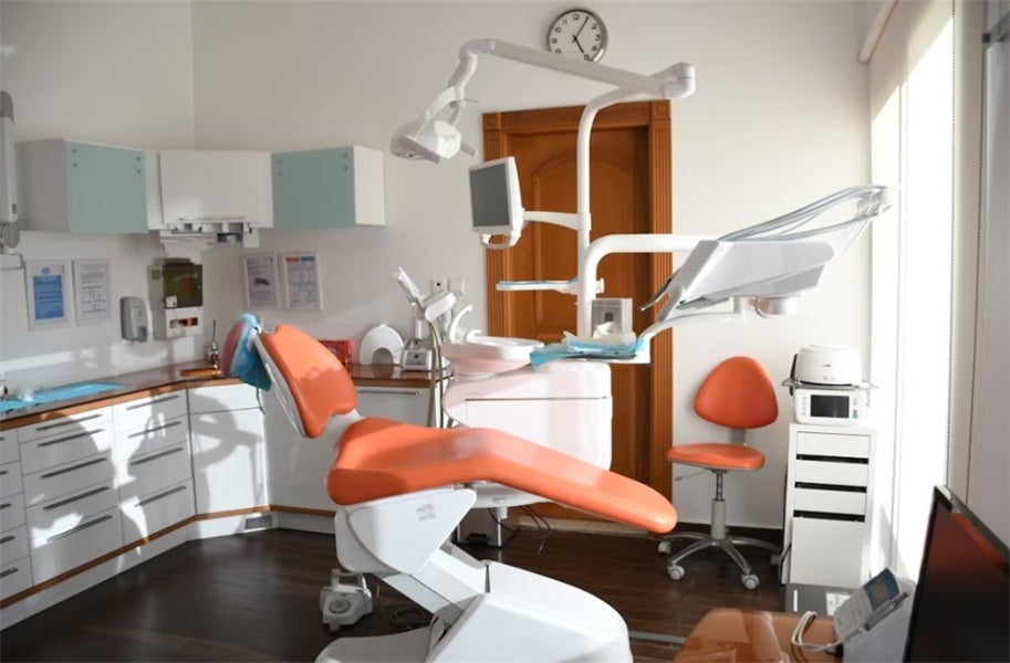 The Long-Term Benefits of Choosing Implants Over Traditional Restorations